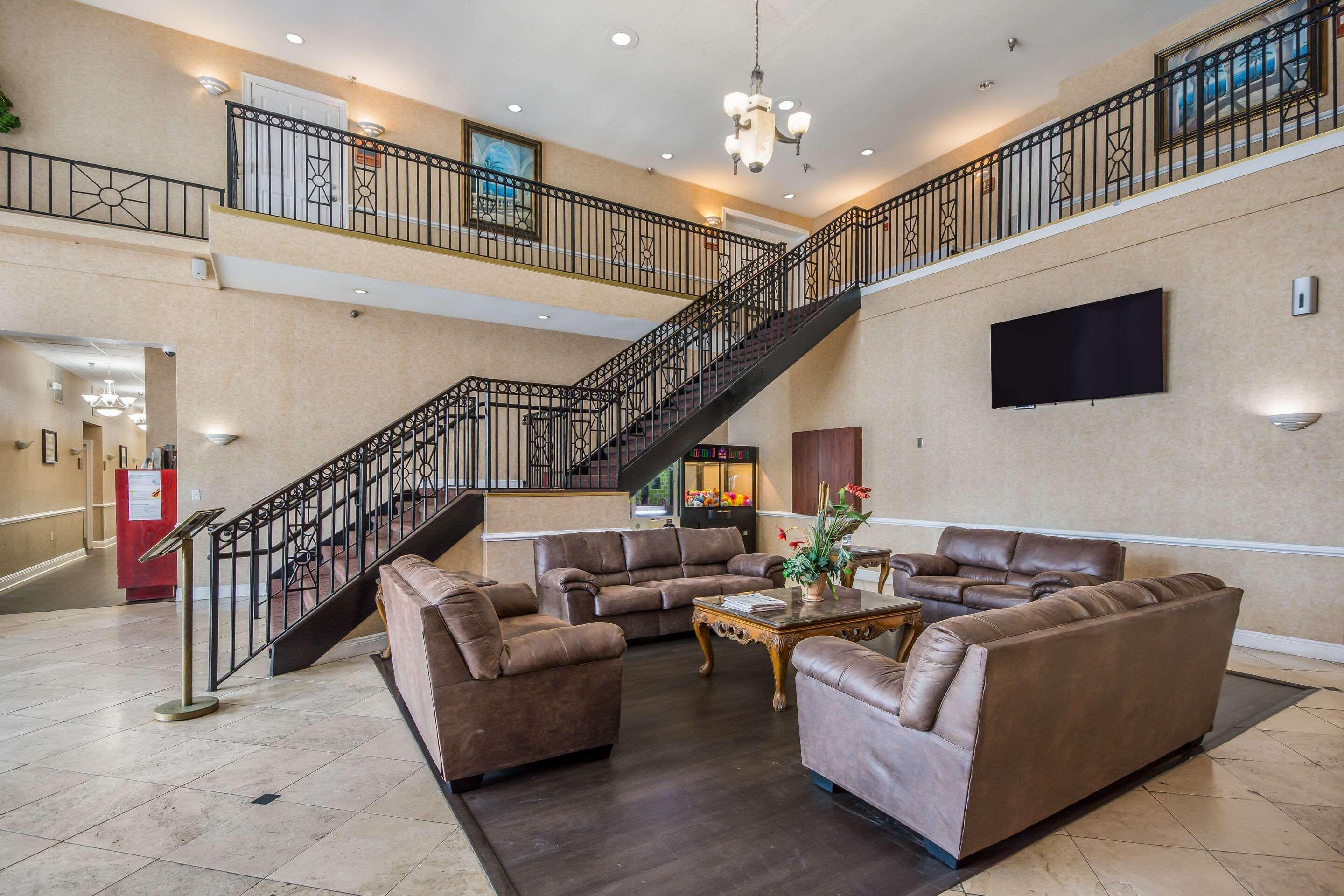 Clarion Inn & Suites Central Clearwater Beach Εξωτερικό φωτογραφία