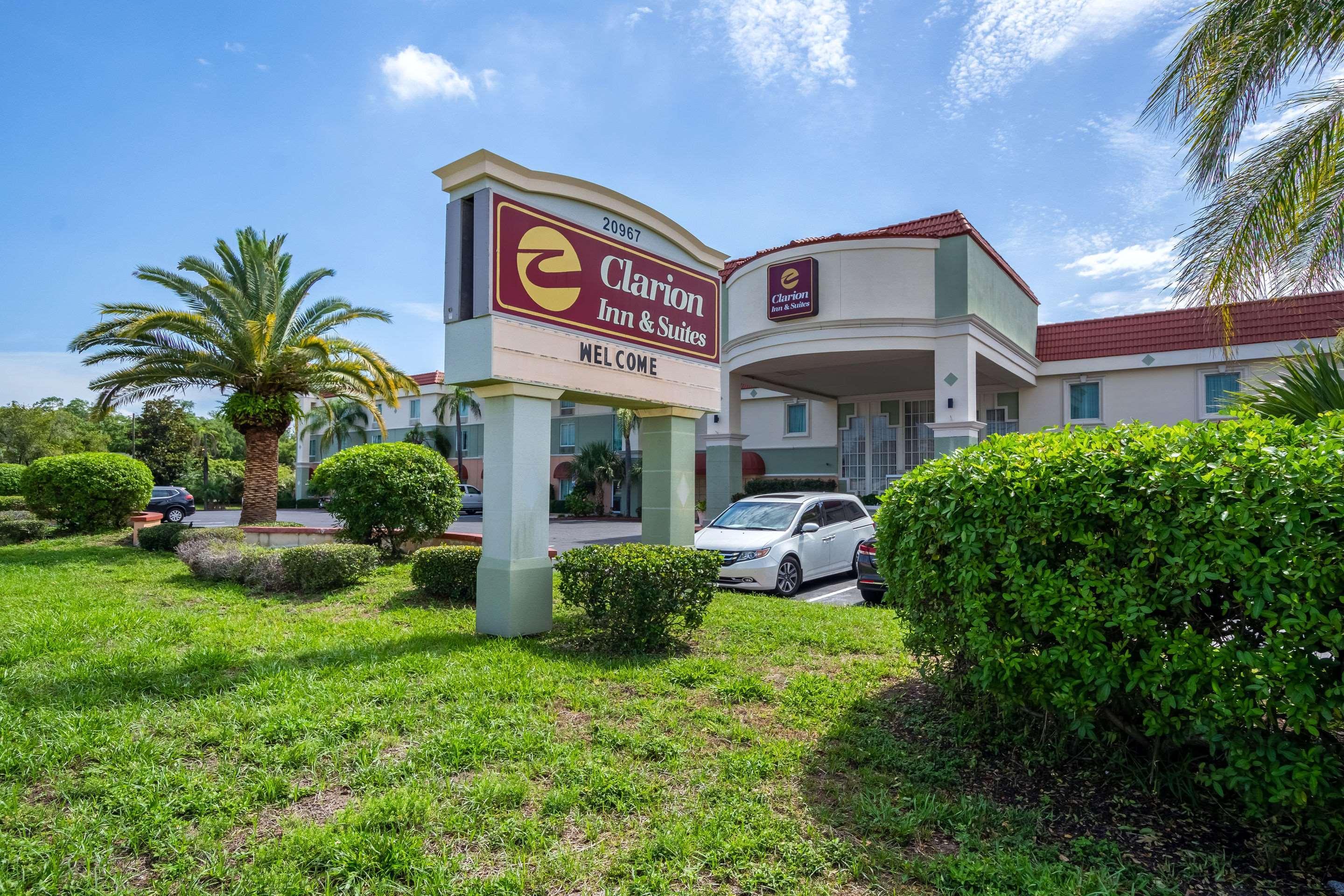 Clarion Inn & Suites Central Clearwater Beach Εξωτερικό φωτογραφία