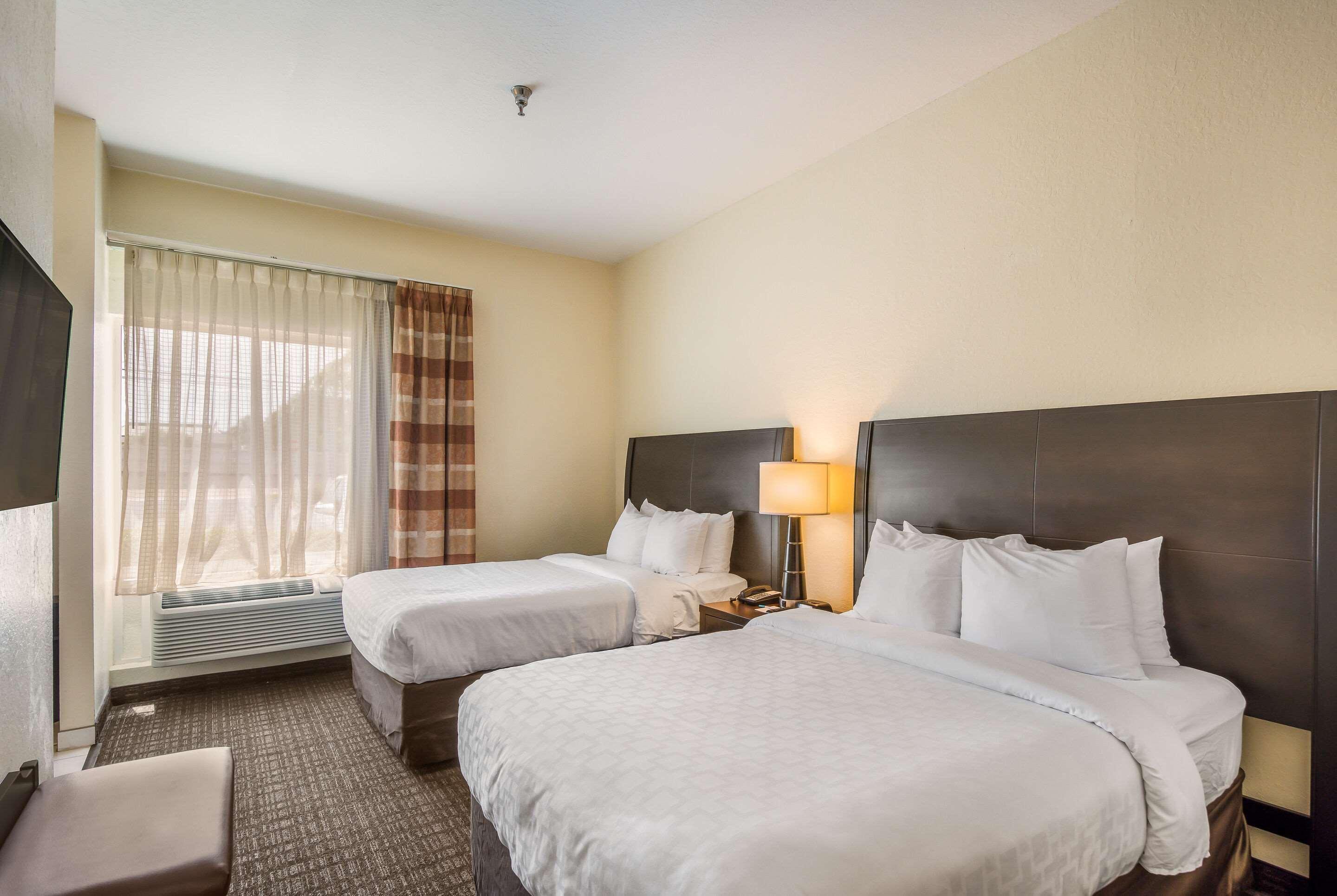 Clarion Inn & Suites Central Clearwater Beach Εξωτερικό φωτογραφία
