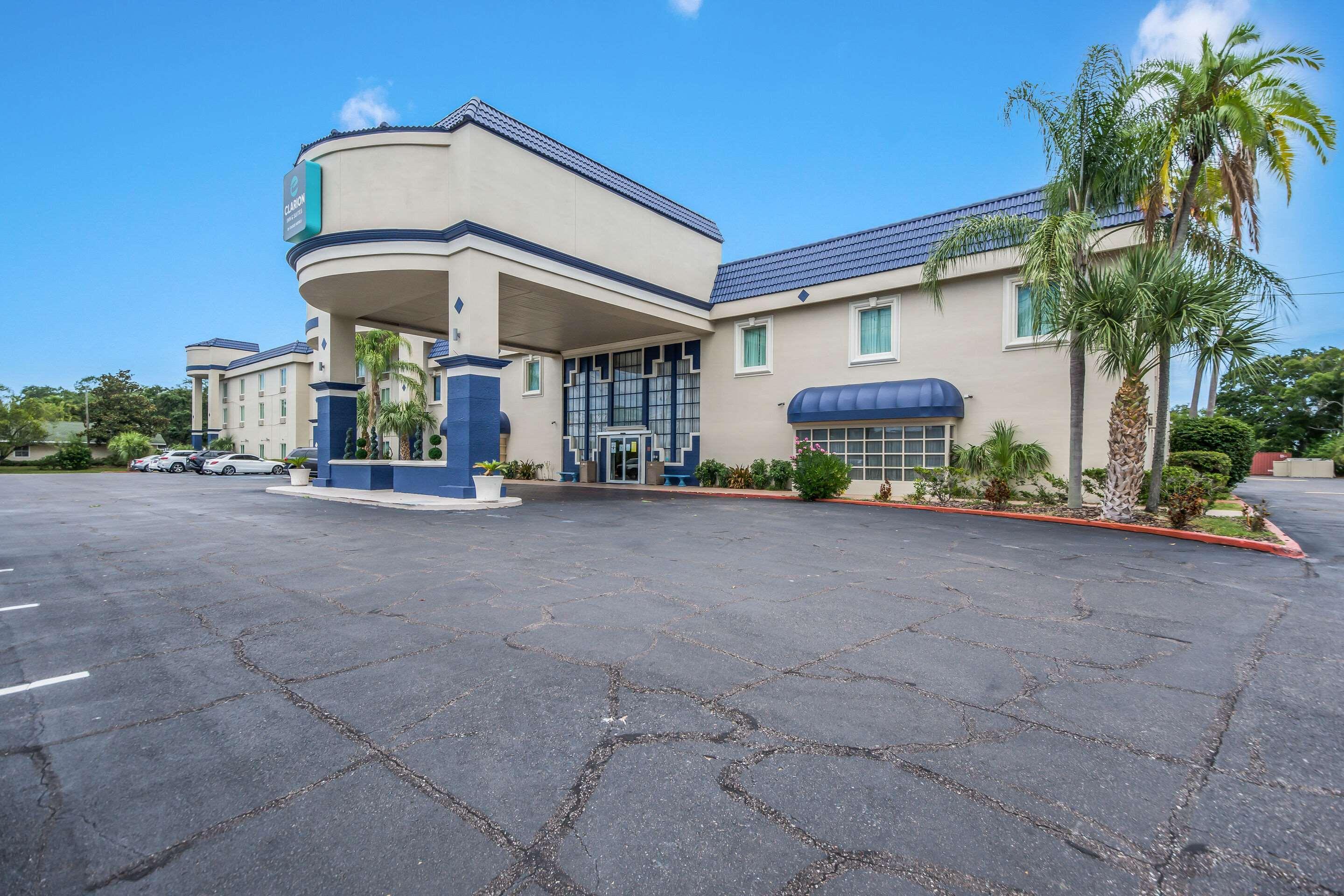 Clarion Inn & Suites Central Clearwater Beach Εξωτερικό φωτογραφία