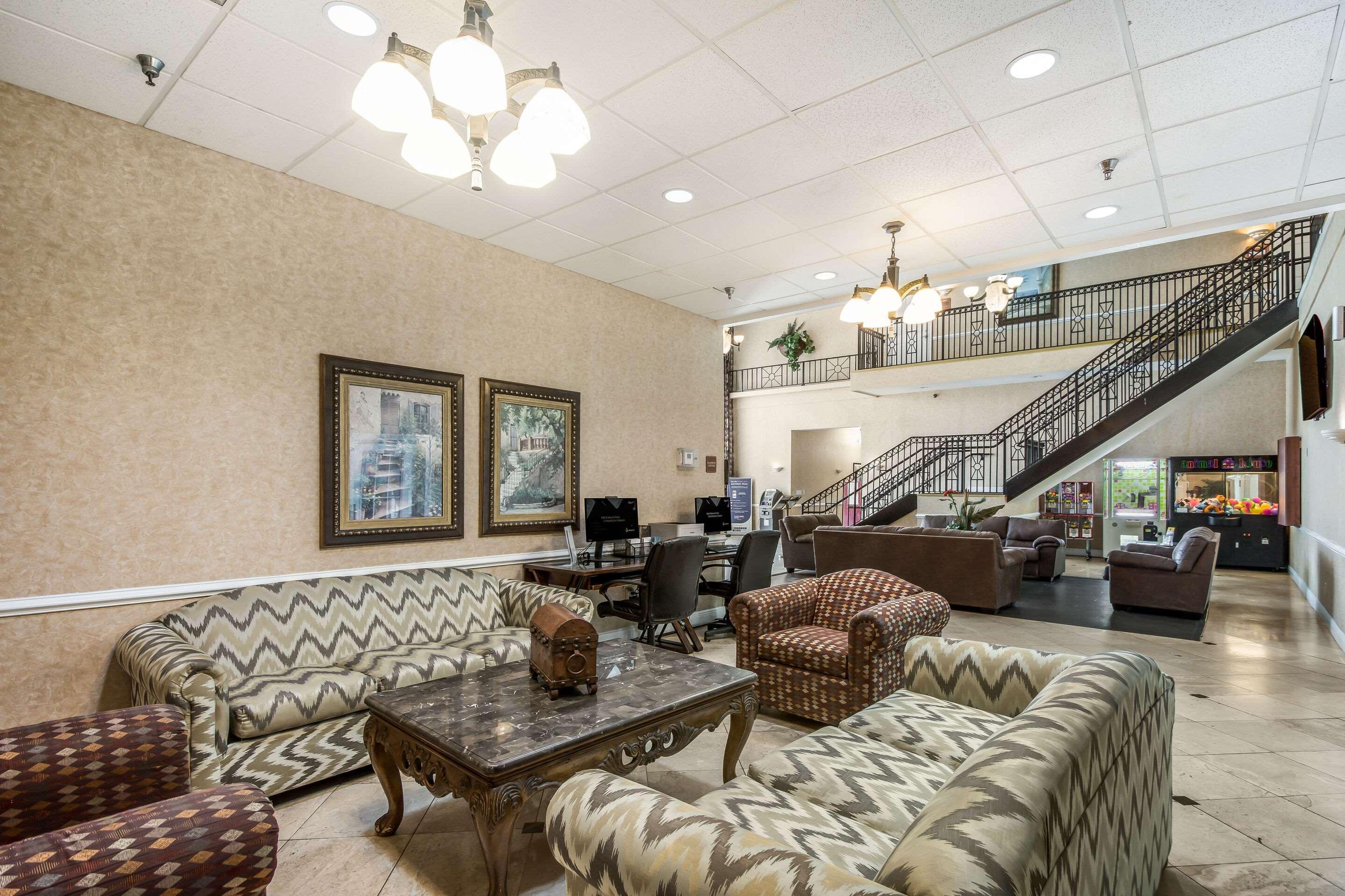 Clarion Inn & Suites Central Clearwater Beach Εξωτερικό φωτογραφία